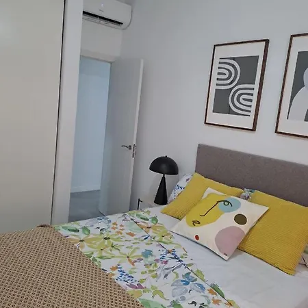 Jara Bajo A Apartment Malaga
